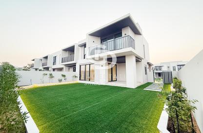 Townhouse - 4 - 5 for sale in Jebel Ali Village Townhouses - Jebel Ali Village - Jebel Ali - Dubai