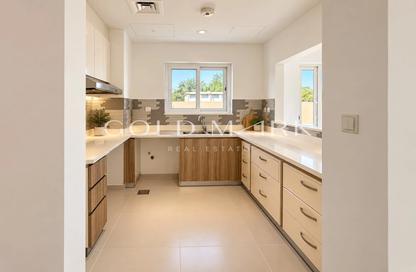 Townhouse - 4 - 4 for rent in Amaranta 2 - Amaranta - Villanova - Dubai