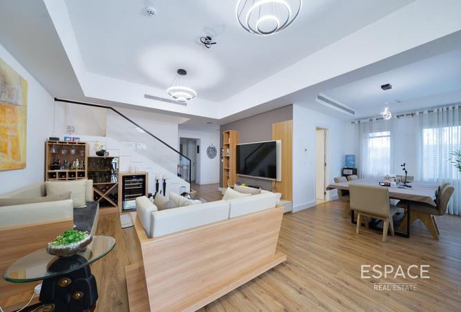 62075945 - Property Image 2
