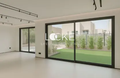 فيلا - 4 غرف نوم - 4 حمامات للايجار في لانتانا فيلا 1 - لانتانا فيلا - حديقة دبي العلميه - دبي