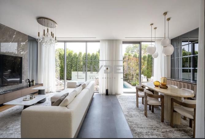 73854354 - Property Image 2