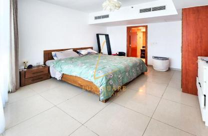 Apartment - 1 Bedroom - 2 Bathrooms for rent in Park Towers - DIFC - Dubai