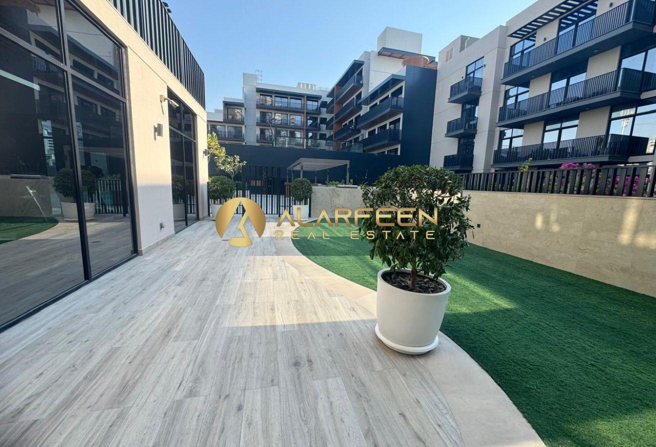 Community View | Premium Quality | Unfurnished photo 5