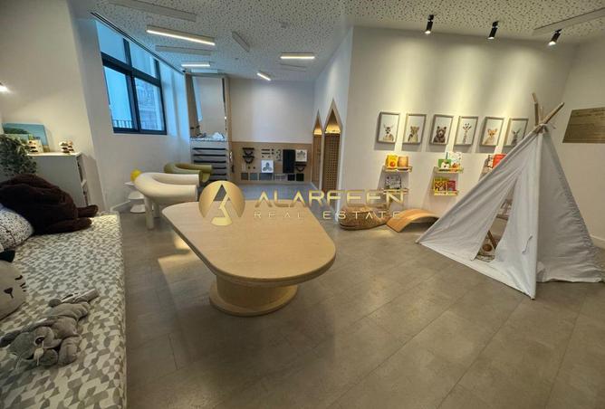 Community View | Premium Quality | Unfurnished — 3