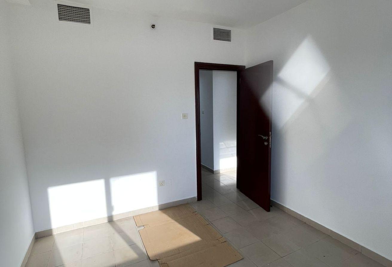 Well-maintained 2bhk for family near to shool photo 9