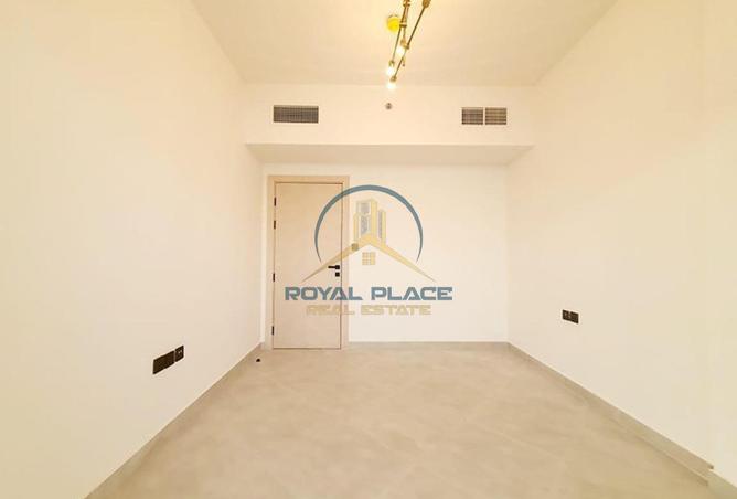 113730548 - Property Image 3