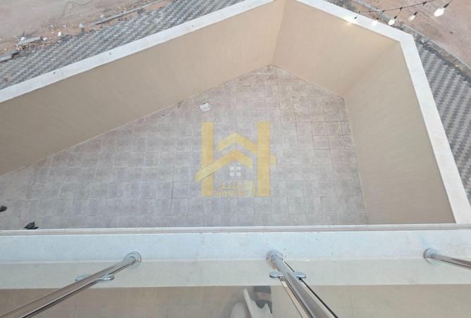 111428030 - Property Image 3