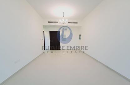 Apartment - 2 - 3 for rent in Al Shafar Palladium Building - Al Jaddaf - Dubai