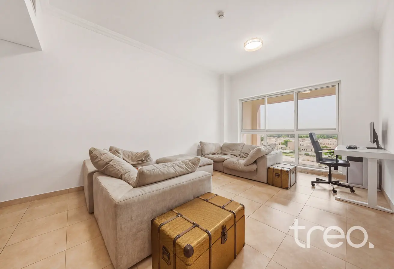 152352945 - Property Main Image