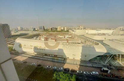 Apartment - 1 Bedroom - 2 Bathrooms for rent in Nova Tower - Dubai Silicon Oasis - Dubai