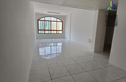 Apartment - 3 - 3 for rent in Al Majaz Pearl - Al Majaz 2 - Al Majaz - Sharjah