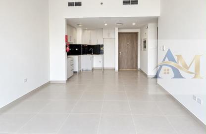 Apartment - 1 - 2 for rent in Aysha Residence - Maryam Island - Al Khan - Sharjah