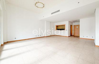 Apartment - 1 Bedroom - 2 Bathrooms for rent in Al Khushkar - Shoreline Apartments - Palm Jumeirah - Dubai