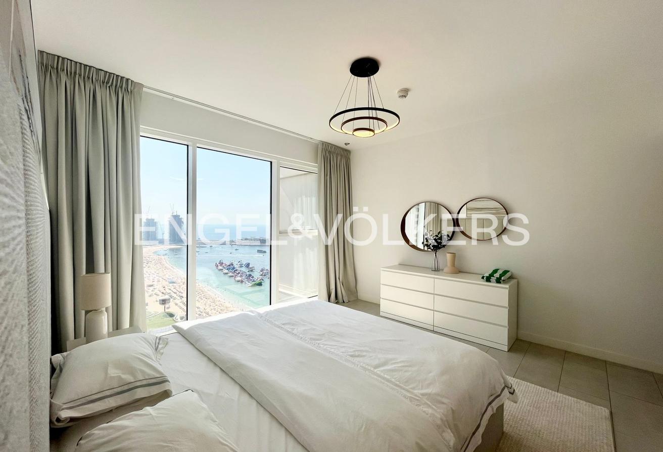 Furnished | Corner Unit | Panoramic Balcony photo 12