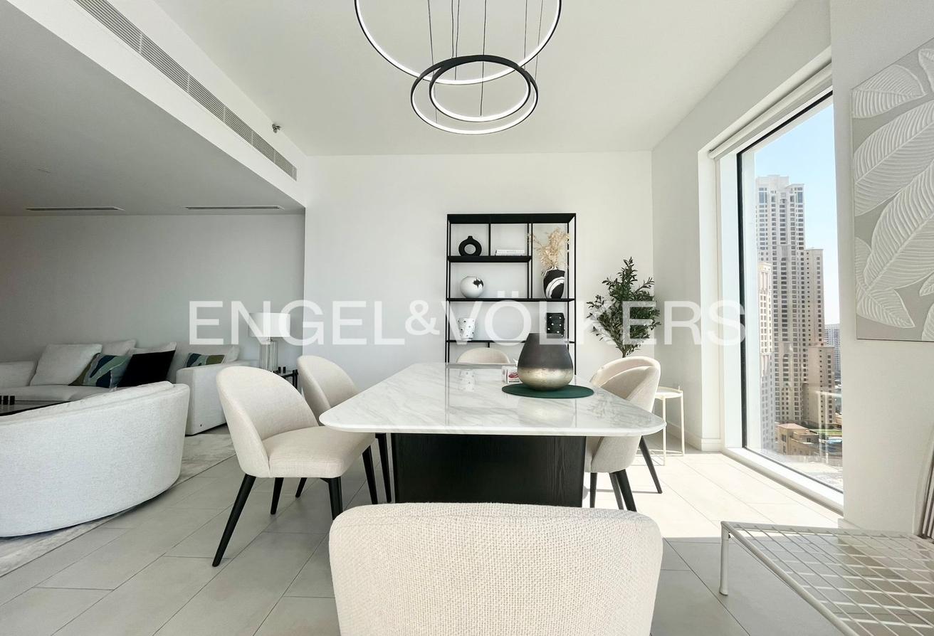 Furnished | Corner Unit | Panoramic Balcony photo 5