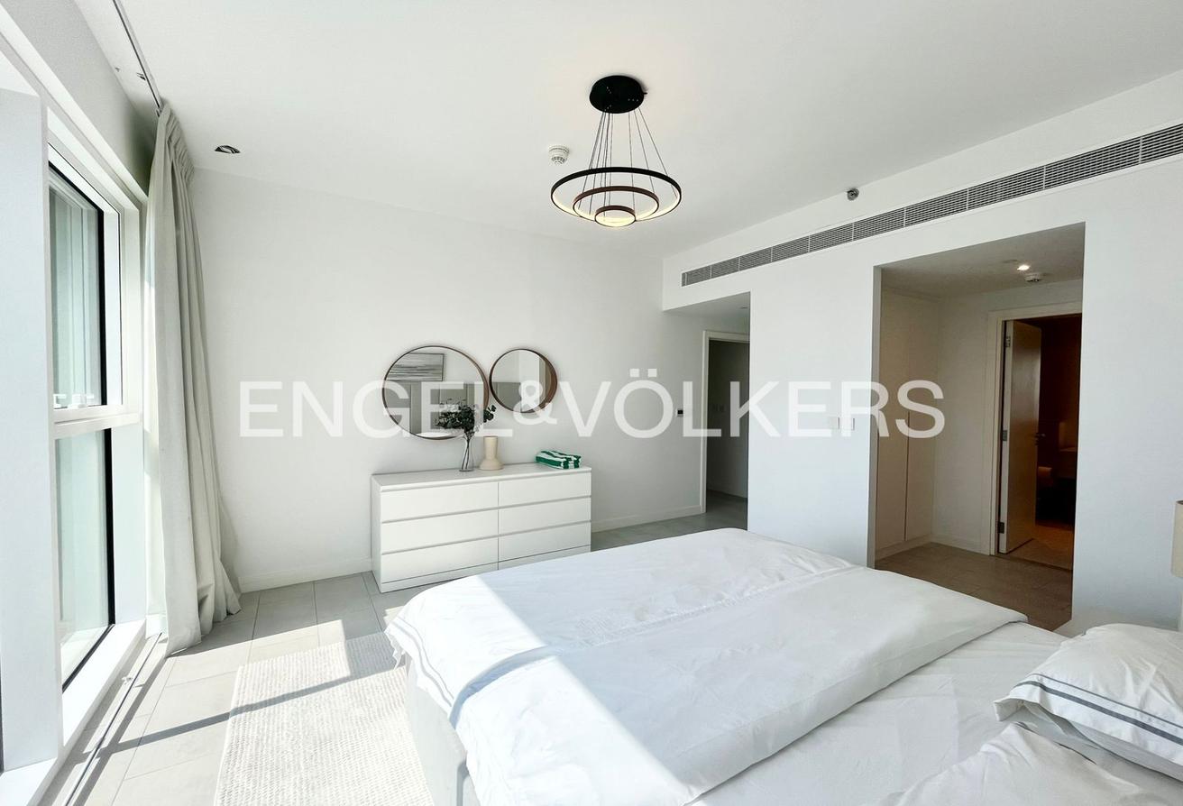 Furnished | Corner Unit | Panoramic Balcony photo 17