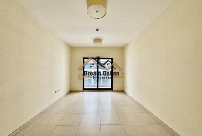 Huge 1Bedroom | 886 sqft | Gym-Pool Parking | 70K photo 3