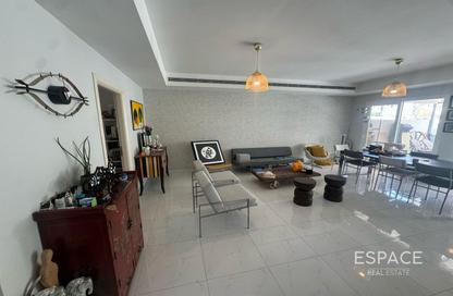 Villa - 3 Bedrooms - 3 Bathrooms for rent in Springs 1 - The Springs - Dubai