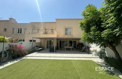 فيلا - 3 غرف نوم - 3 حمامات للايجار في الينابيع1 - الينابيع - دبي