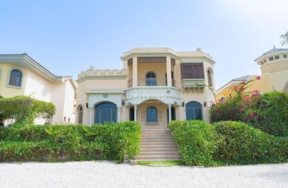 Villa - 4 Bedrooms - 5 Bathrooms for sale in Garden Homes Frond E - Garden Homes - Palm Jumeirah - Dubai