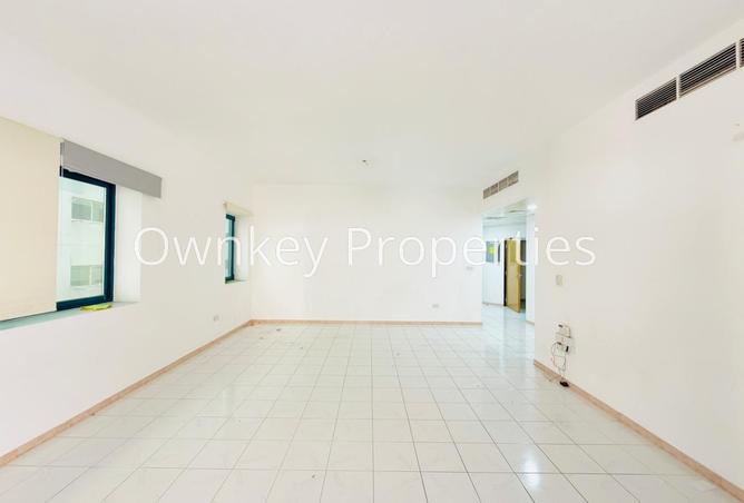 104246011 - Property Image 3