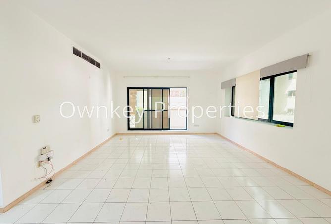 104246011 - Property Image 2