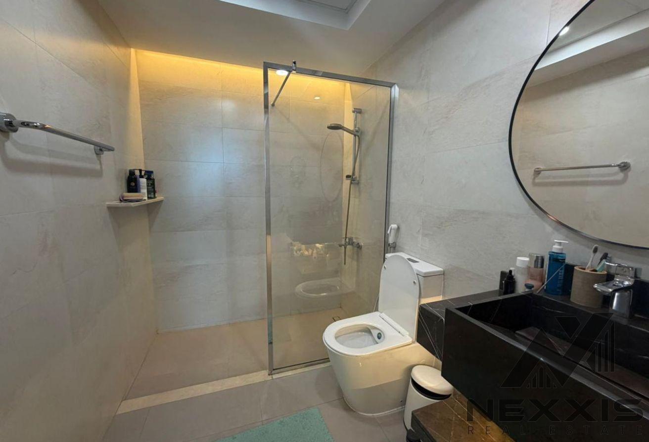 PREMIUM | FAMILY OREINTED | HUGE LAYOUT | VACANT photo 17