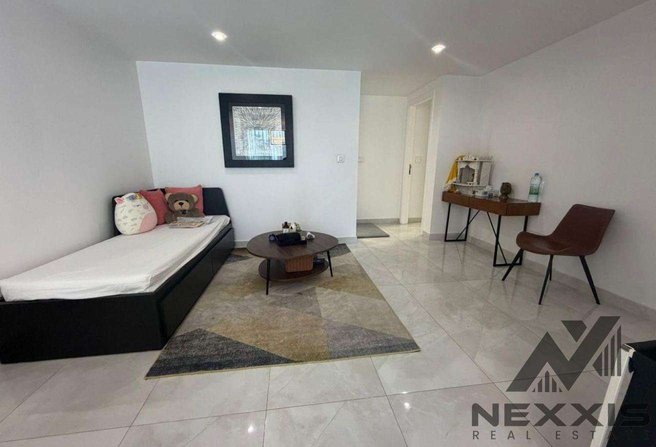 PREMIUM | FAMILY OREINTED | HUGE LAYOUT | VACANT photo 9