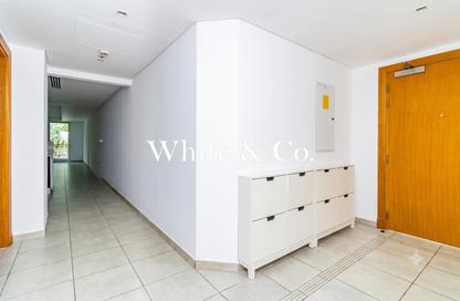 Apartment - 2 Bedrooms - 3 Bathrooms for rent in Marina Residences 2 - Marina Residences - Palm Jumeirah - Dubai