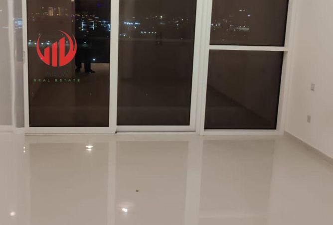 82798459 - Property Image 2