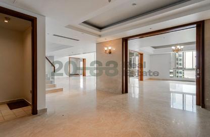 Apartment - 4 Bedrooms - 5 Bathrooms for rent in Marina Residences 1 - Marina Residences - Palm Jumeirah - Dubai