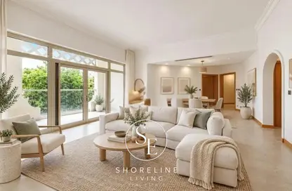 Apartment - 2 Bedrooms - 3 Bathrooms for rent in Al Anbara - Shoreline Apartments - Palm Jumeirah - Dubai