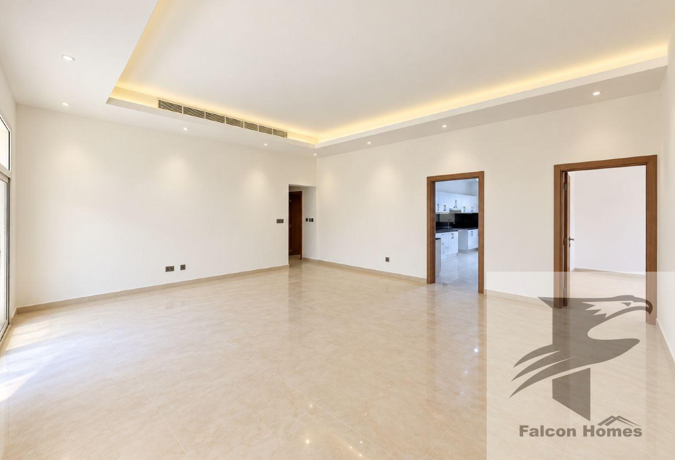 Single Story | Spacious 4BR Villa with Garden Area photo 2