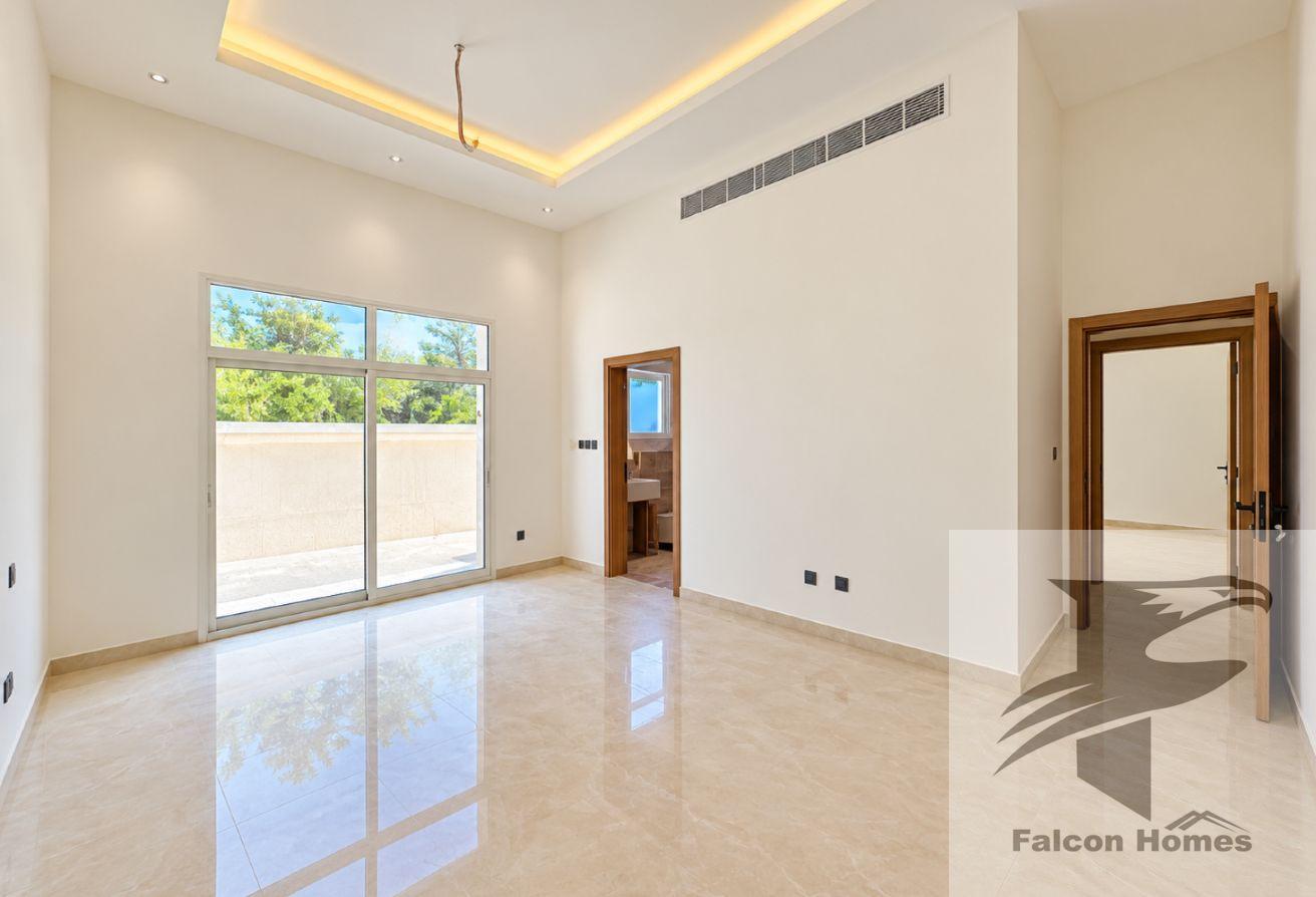 Single Story | Spacious 4BR Villa with Garden Area photo 6