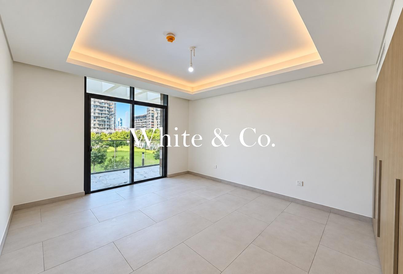 Corner Unit | Park View | Huge Balcony photo 12
