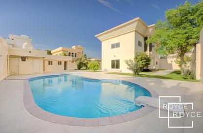 Villa - 5 Bedrooms - 6 Bathrooms for rent in Jumeirah 1 Villas - Jumeirah 1 - Jumeirah - Dubai