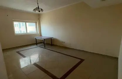 Apartment - 1 Bedroom - 2 Bathrooms for rent in Al Nahda Residential Complex - Al Nahda - Sharjah