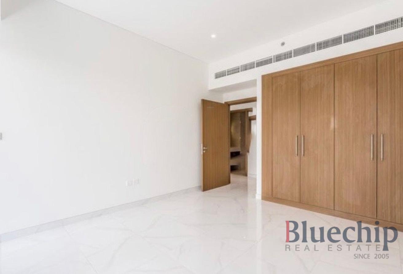 Brand New |Pool View | Spacious Unit photo 4