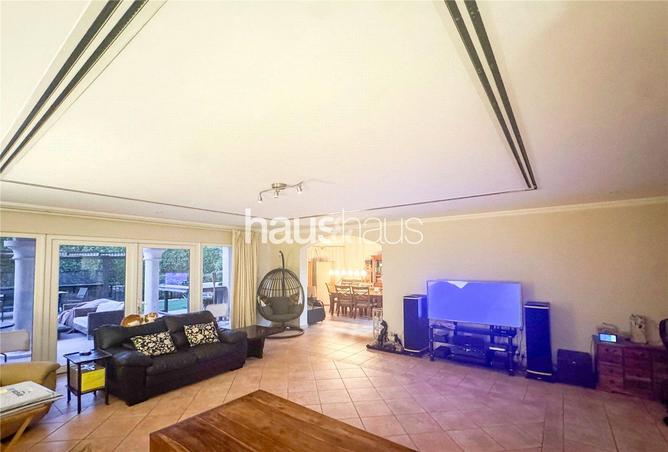 65947888 - Property Image 3