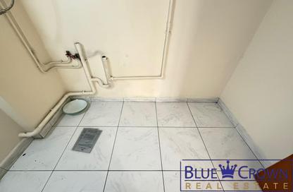 Apartment - 2 Bedrooms - 2 Bathrooms for rent in Golden Sands 2 - Al Mankhool - Bur Dubai - Dubai