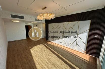 شقة - 3 غرف نوم - 5 حمامات للايجار في أبراج عجمان وان - الصوان - عجمان شقة - 3 غرف نوم - 5 حمامات للايجار في أبراج عجمان وان - الصوان - عجمان