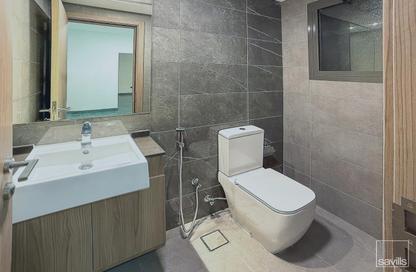 Apartment - 4 Bedrooms - 5 Bathrooms for rent in Riviera Tower - Al Khan Corniche - Al Khan - Sharjah