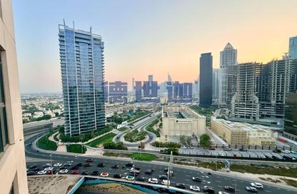 Apartment - 2 - 2 for rent in Vida Residence 2 - Vida Residence - The Hills - Dubai