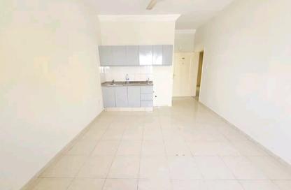 Apartment - Studio - 1 Bathroom for rent in Fire Station Road - Muwaileh - Sharjah