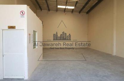 Warehouse - Studio - 1 for rent in Umm Dera - Umm Al Quwain