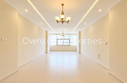 Apartment - 3 - 5 for rent in Gulf Residence - Oud Metha - Bur Dubai - Dubai