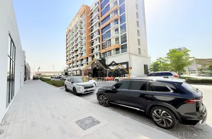 Shop - Studio - 1 Bathroom for rent in AZIZI Riviera 48 - AZIZI Riviera - Meydan One - Meydan - Dubai