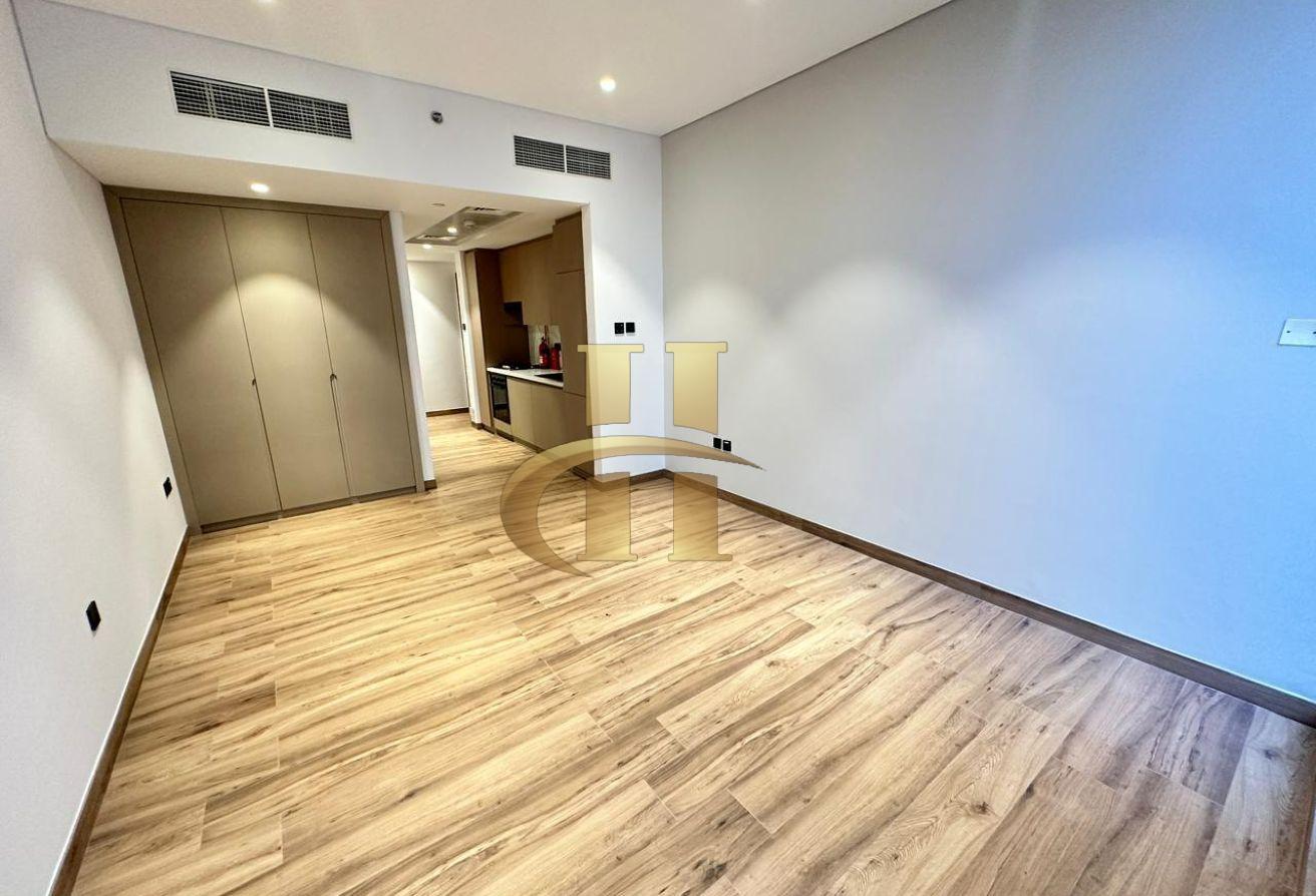 Luxury living | Spacious | Brand new | Vacant photo 6