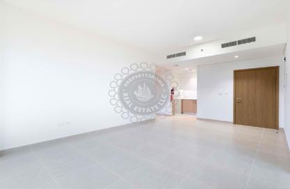 Apartment - 2 - 2 for rent in Seagate Building 3 - Seagate - Mina Rashid - Dubai