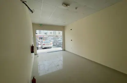 متجر - استوديو - 1 حمام للايجار في مبنى مويلح - مويلح - الشارقة